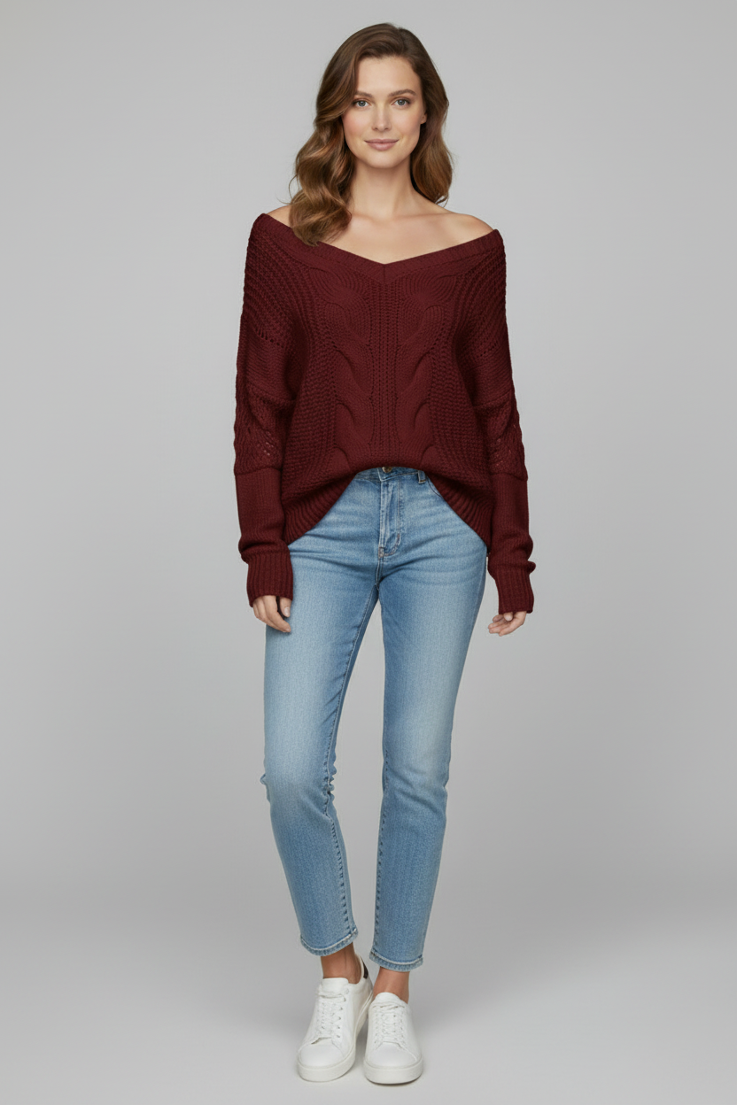 Relaxed Fit Knit Sweater with Round Neck and Long Sleeves