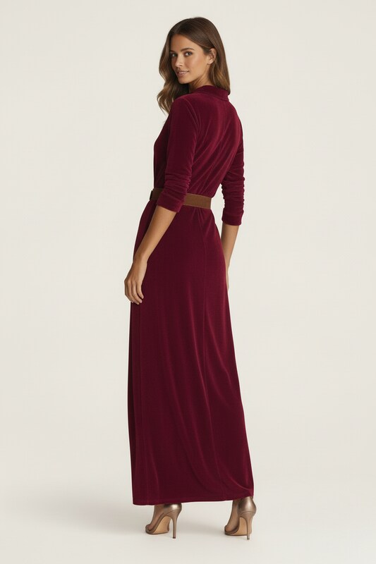 Minimalist Maxi Dress with Flowing Silhouette