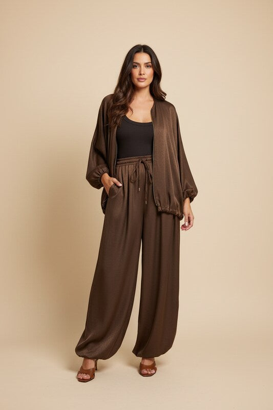 Matching Jacket and Drawstring Pants Set with Relaxed Fit