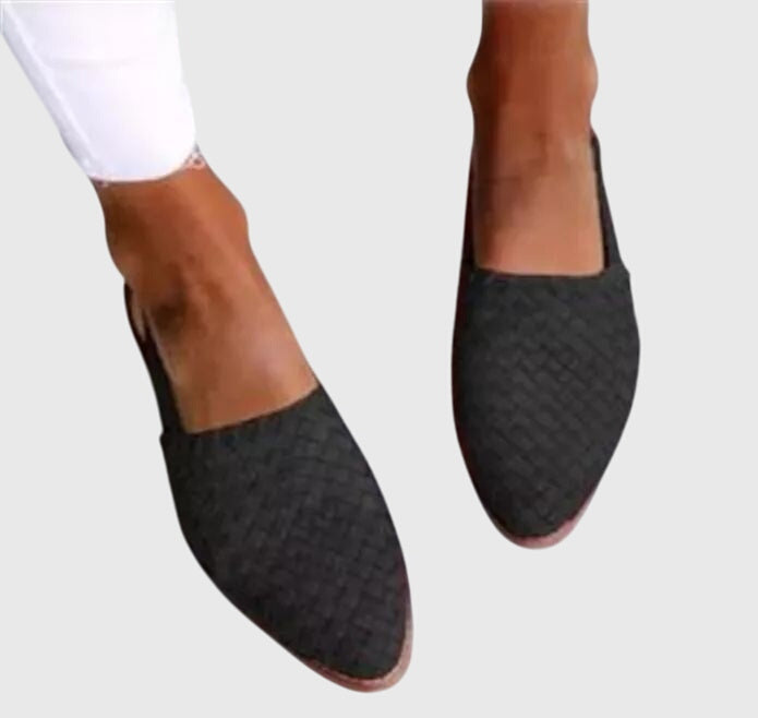 Elegant Comfort Strap Sandals