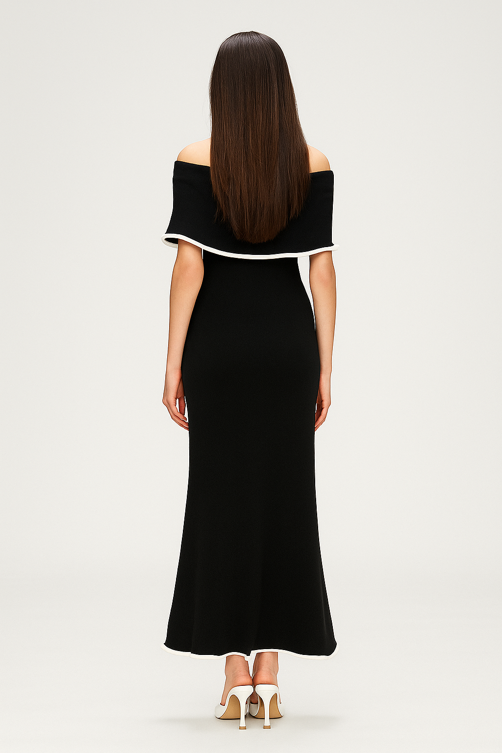 Knit Dress – Slim Fit – Maxi Length – Cold Shoulder Detail