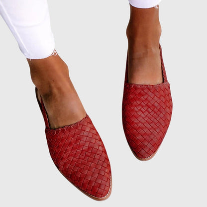 Elegant Comfort Strap Sandals