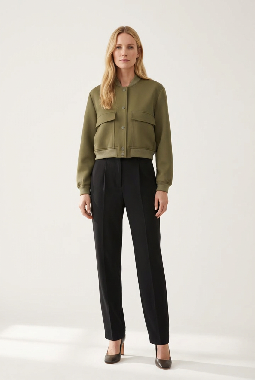 Structured Womens Sleeveless Jacket with Zip Front Fit
