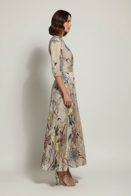 Floral Midi Dress with Flowing Silhouette and Feminine Fit